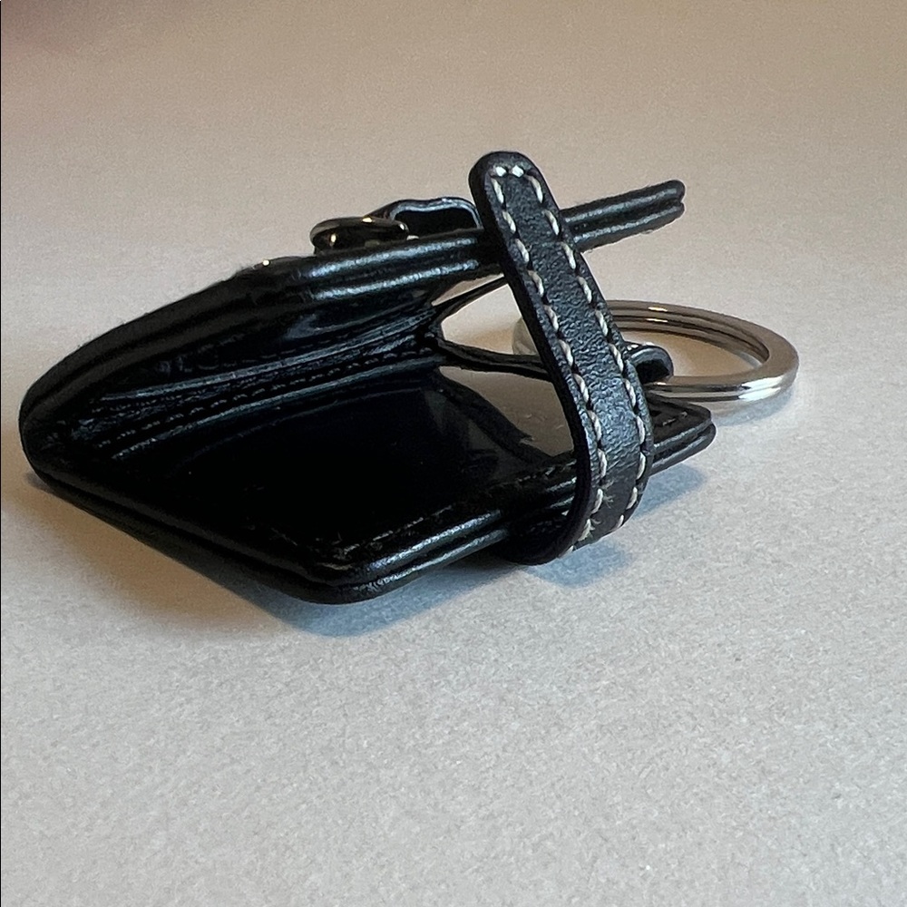 Vintage Coach Picture Frame Bag Charm-Black Key Holder with Pink Heart Accent - Picture 15 of 16